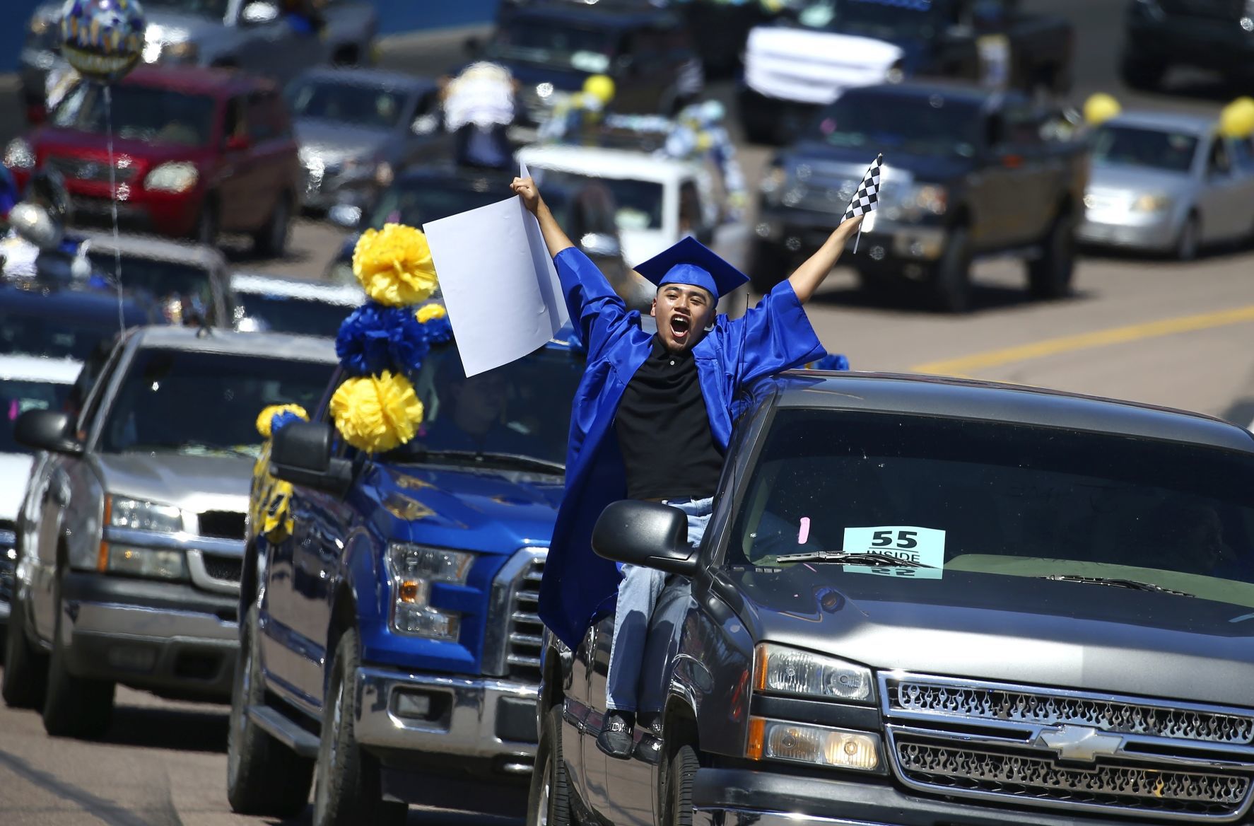 APTOPIX Virus Outbreak Arizona Graduation